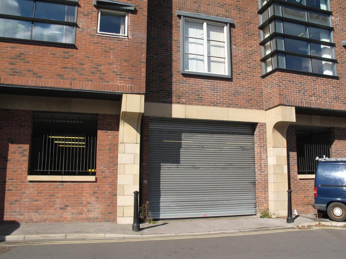 Churchill Two Bedroom Apartments With Free Parking And The Minster View York Exterior foto